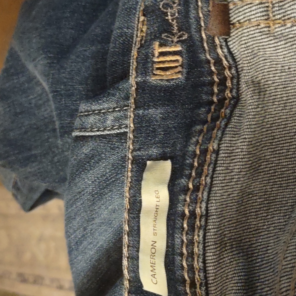 Women's jeans